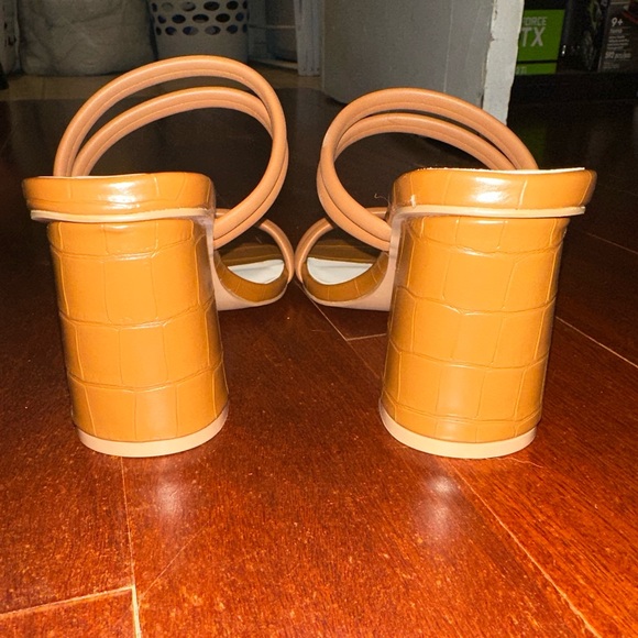 Chunky Strappy Heels - Picture 4 of 5